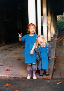 sabrina_seelig_ashley_abington_friends01